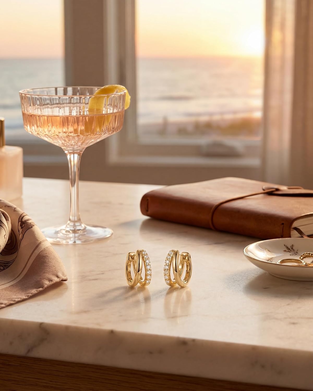 Detalle de MUMREUES Ohrringe Gold Creolen 14K vergoldet mit Zirkonia (Huggie-Stecker, hypoallergen, wasserfest)