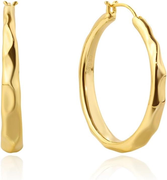 Detalle de ARSIS Hoop Earrings, 18K Gold-Plated