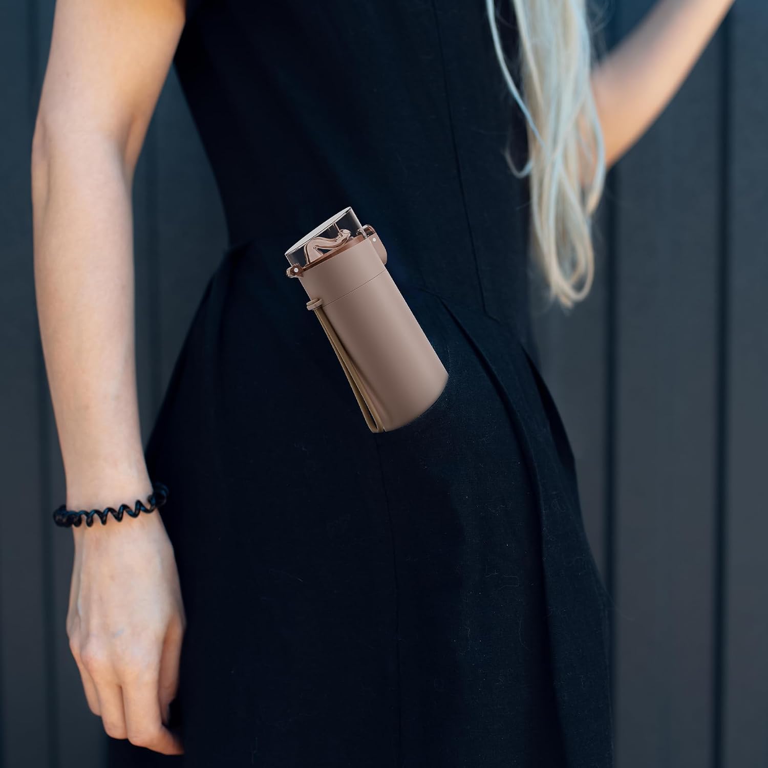 Thumbnail 6 de Exllena Small Water Bottle 270ml with Straw (Brown) – leak-proof flask with one-hand opening