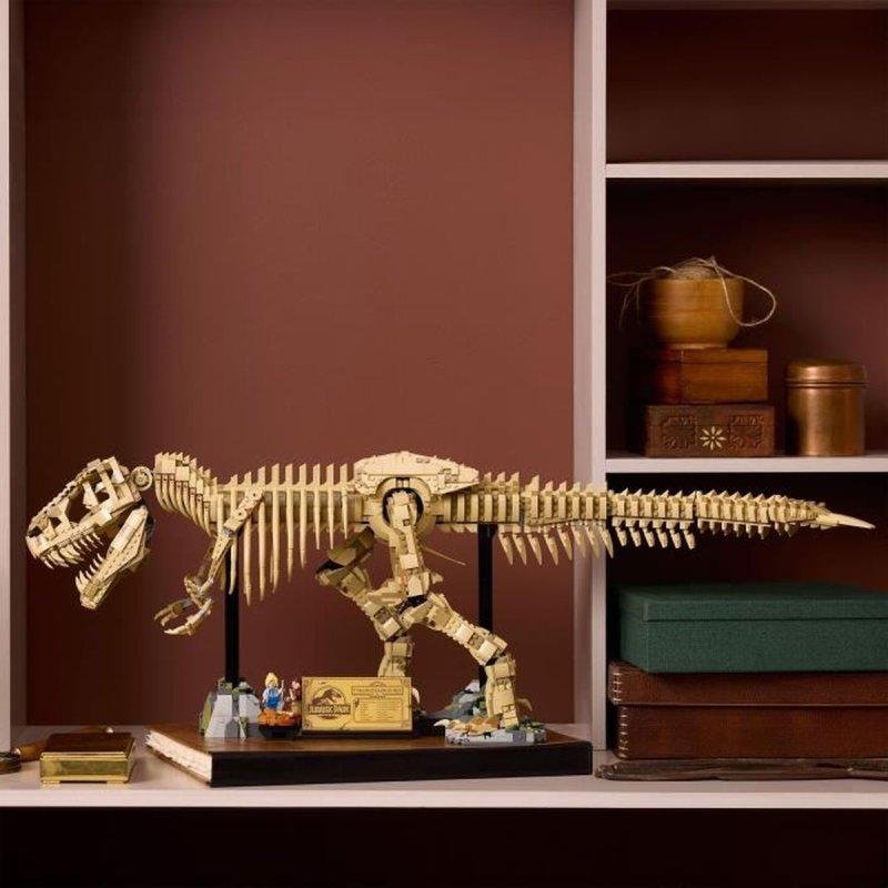 Detalle 2 de LEGO Jurassic World 76968 Excavación del fósil de T. rex, 3.145 piezas