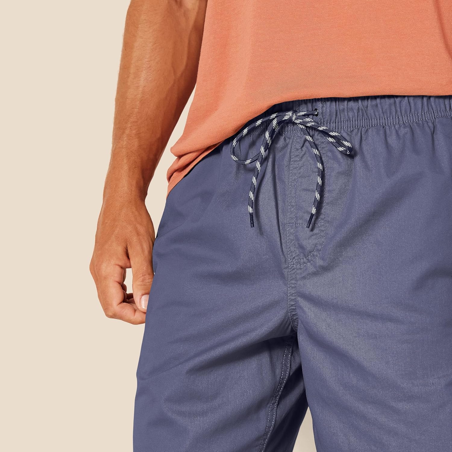 Thumbnail 3 de Amazon Essentials Men’s Relaxed Fit 8" Cotton Pull-On Walk Shorts with Elasticated Waist & Drawstring