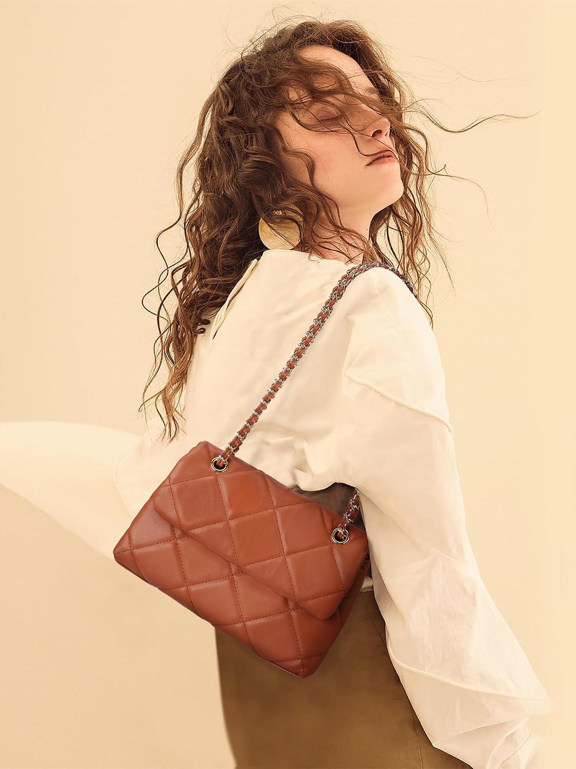 Detalle de Gladdon diamond crossbody bag with pockets