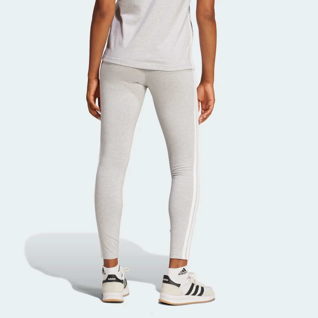 Detalle de Mallas Essentials Cotton 3 bandas de Adidas (Gris) – opinión y qué tener en cuenta