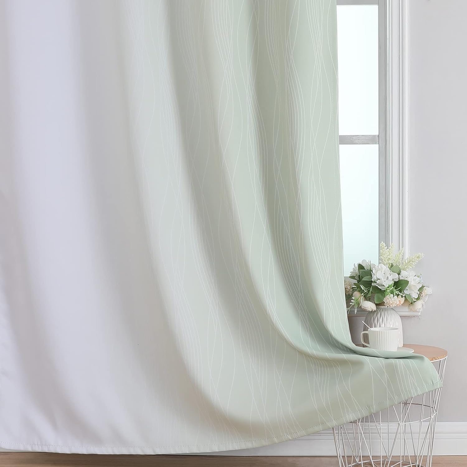 Detalle de Estelar Textiler Blackout Curtains, 52 x 84 Inches