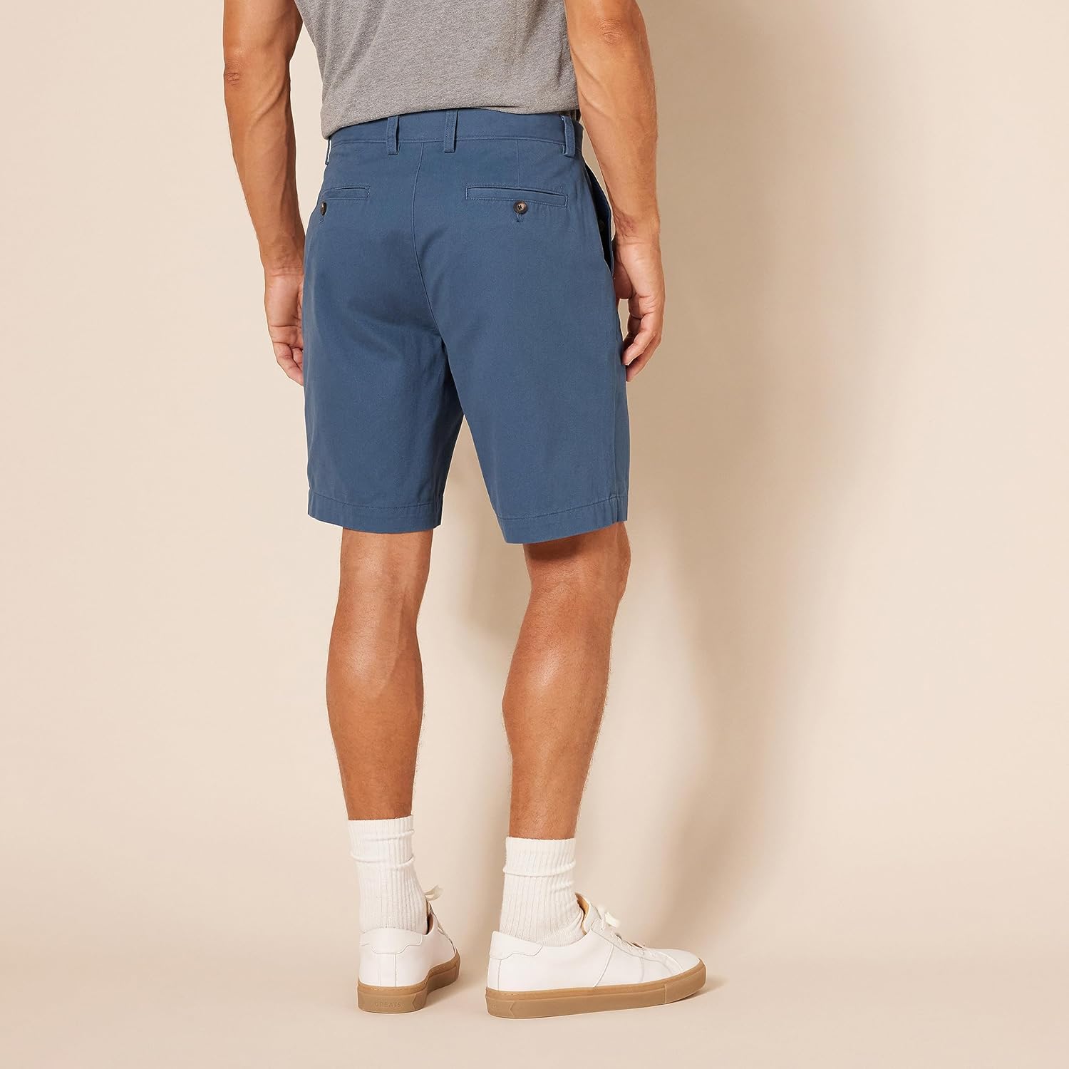 Thumbnail 1 de Amazon Essentials Men’s Slim-Fit 9" (23cm) Chino Shorts