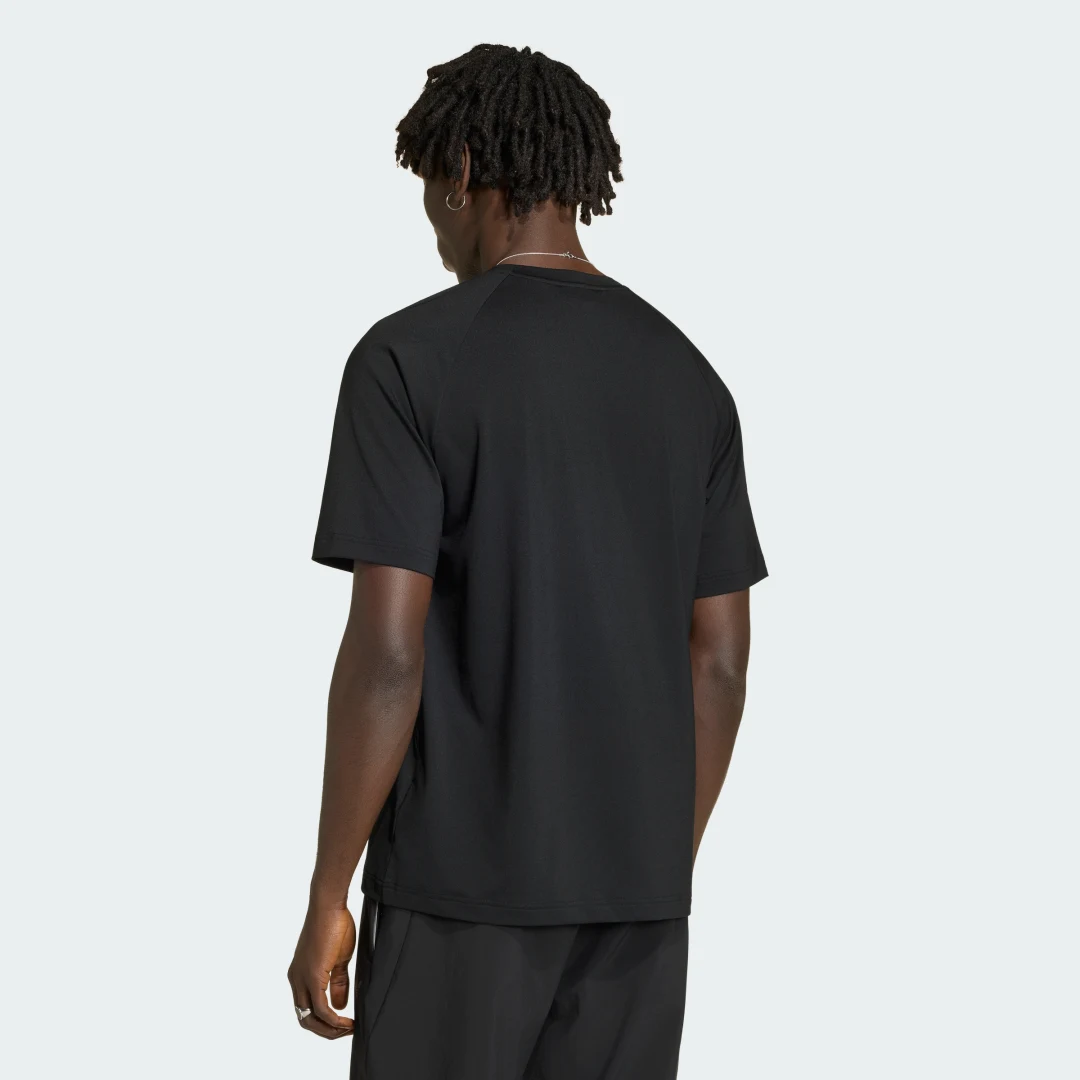 Thumbnail 1 de Camiseta de poliéster Tech Trefoil Essentials de Adidas en negro
