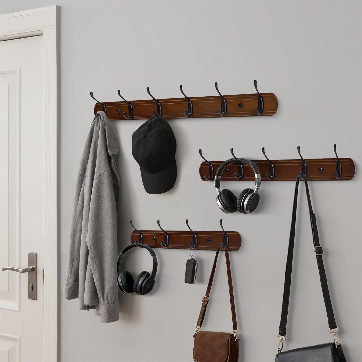 Detalle de Yundoza Coat Hooks Wall Mount – Wood Bamboo Coat Rack with 5 Metal Hooks (Brown & Black)