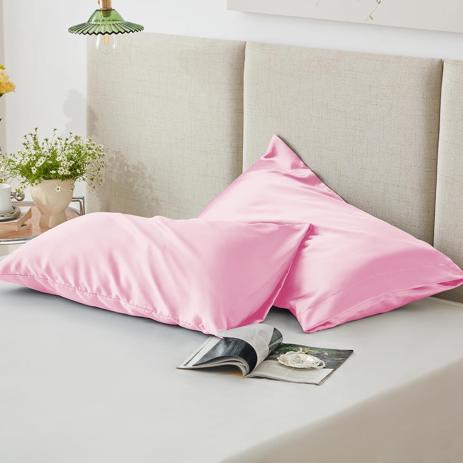 Detalle de Love's cabin Cooling Satin Pillowcases, Queen 2-Pack, Pink, 20" x 30