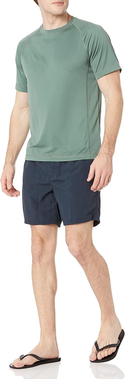 Thumbnail 3 de Amazon Essentials Herren Slim-Fit Bade-T-Shirt mit UPF 50, kurzärmelig & schnelltrocknend