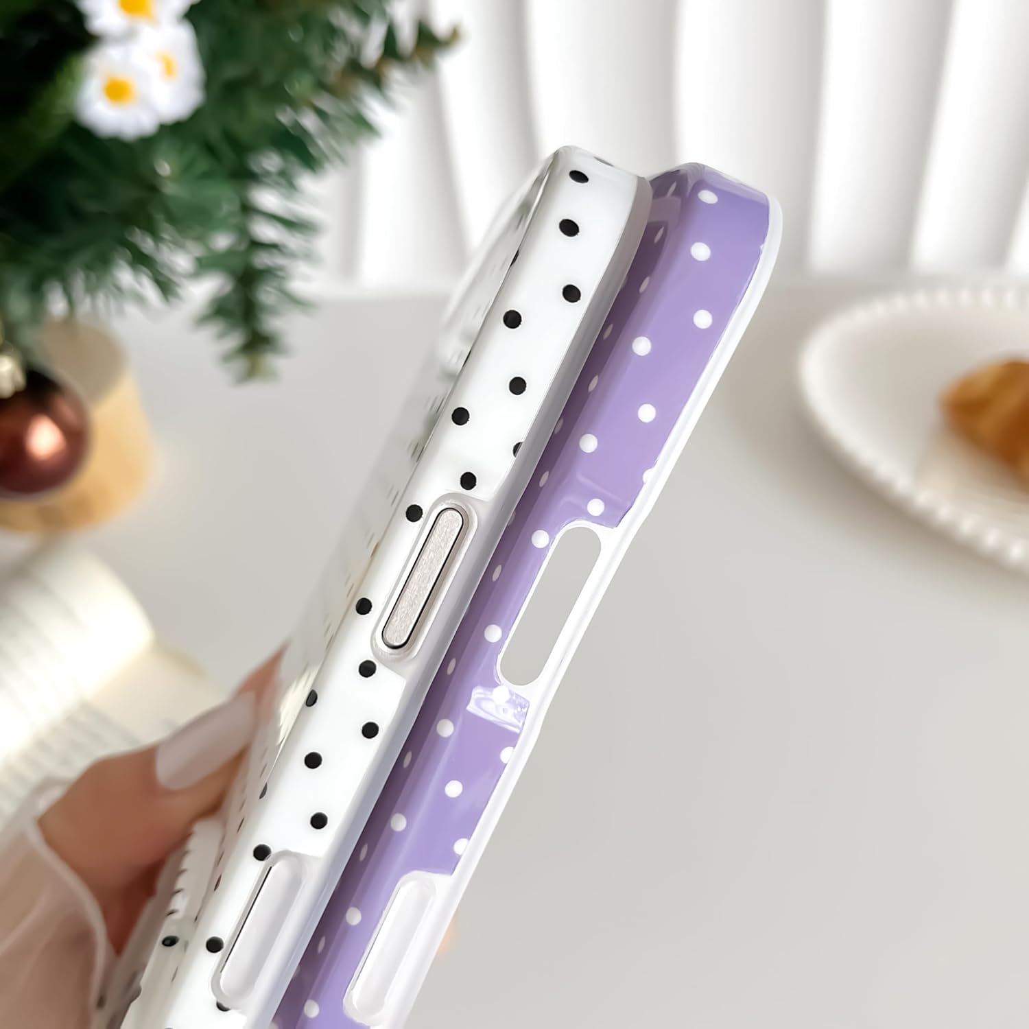 Detalle de SmoBea iPhone 17 Pro Max Case – Cute Polka Dot, Soft TPU, Slim & Shockproof