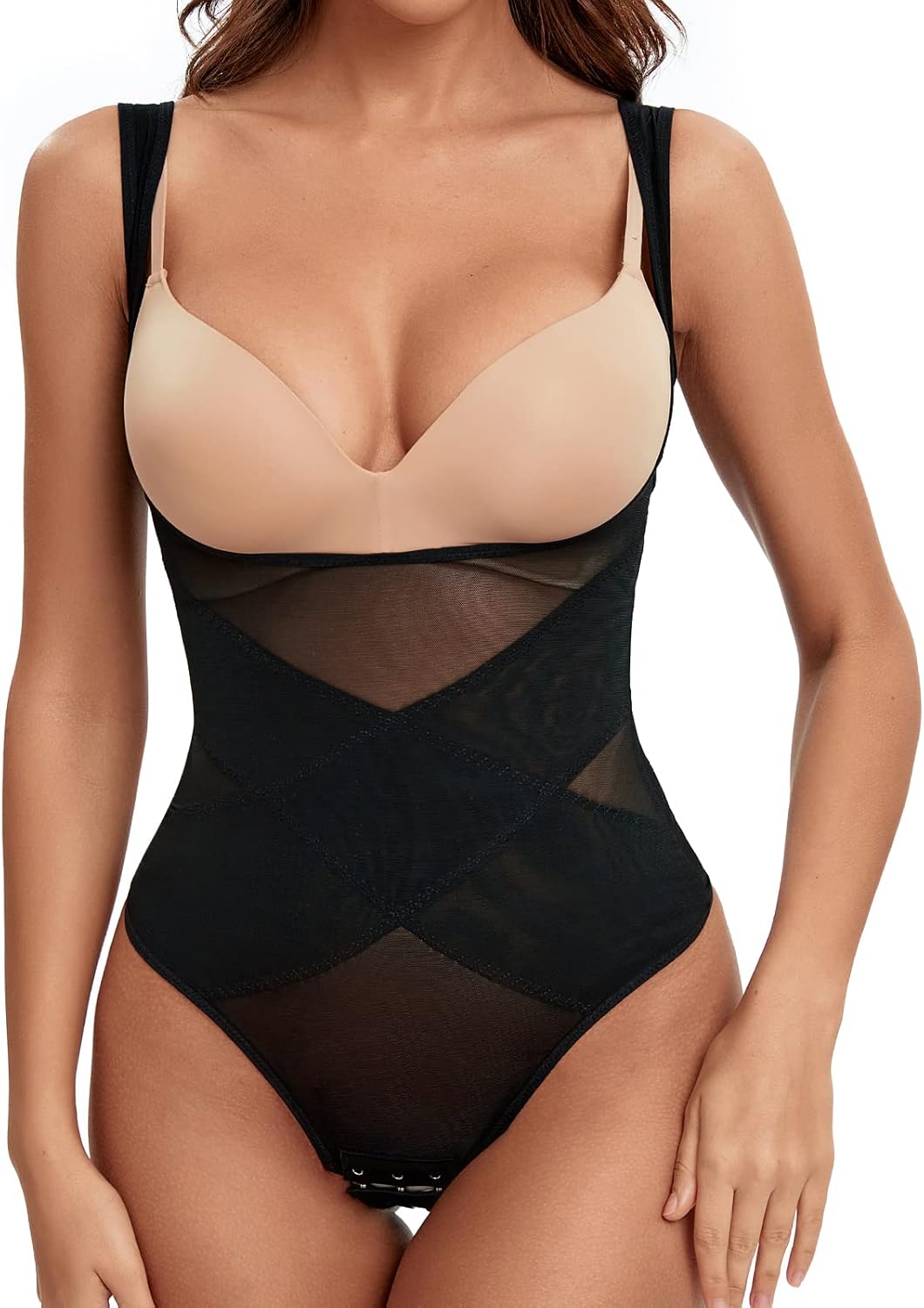 Detalle de SLIMBELLE formande body för dam med magkontroll och stringdesign