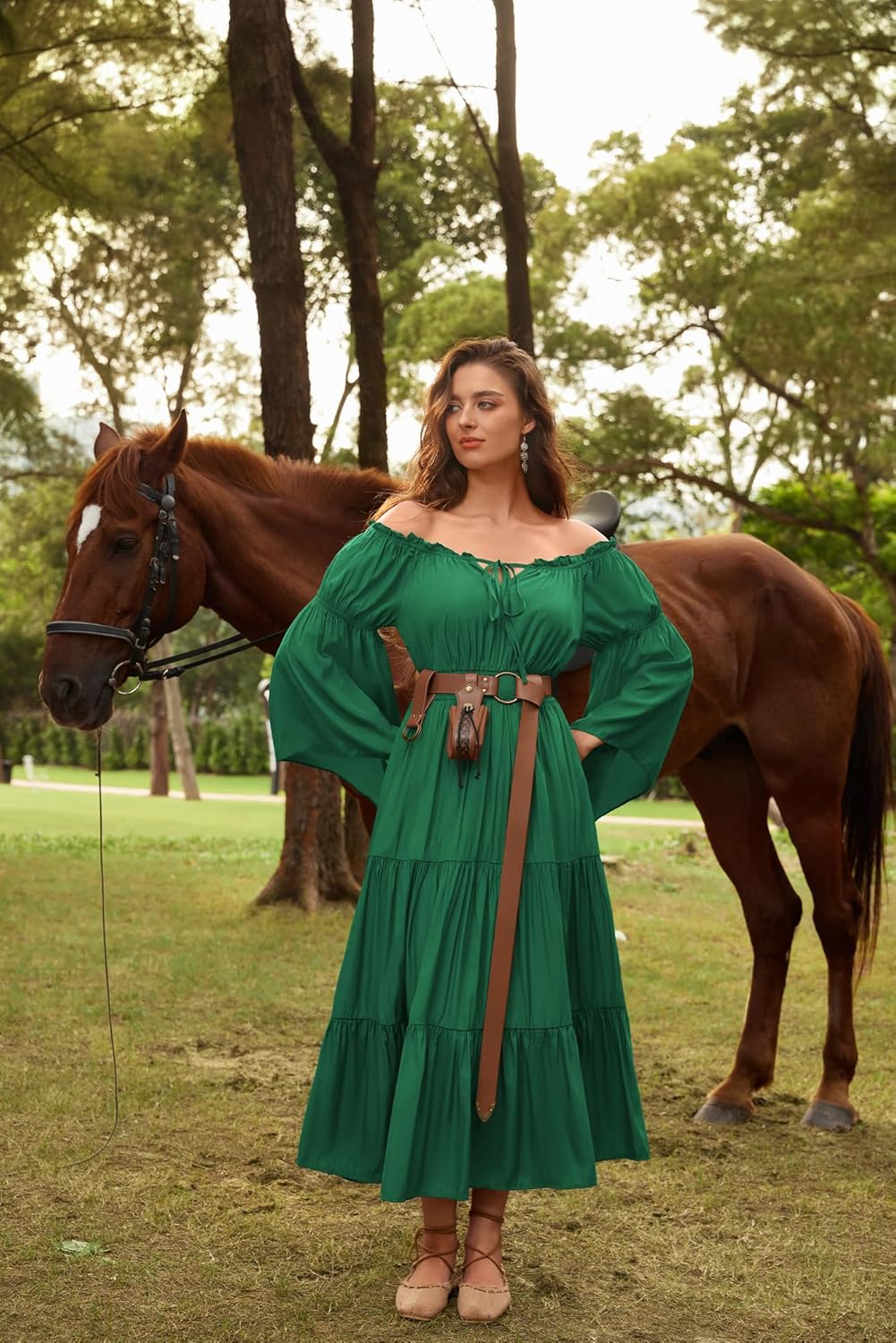 Thumbnail 3 de SCARLET DARKNESS Robe longue Renaissance pour femme – style médiéval, épaules dénudées et lacets