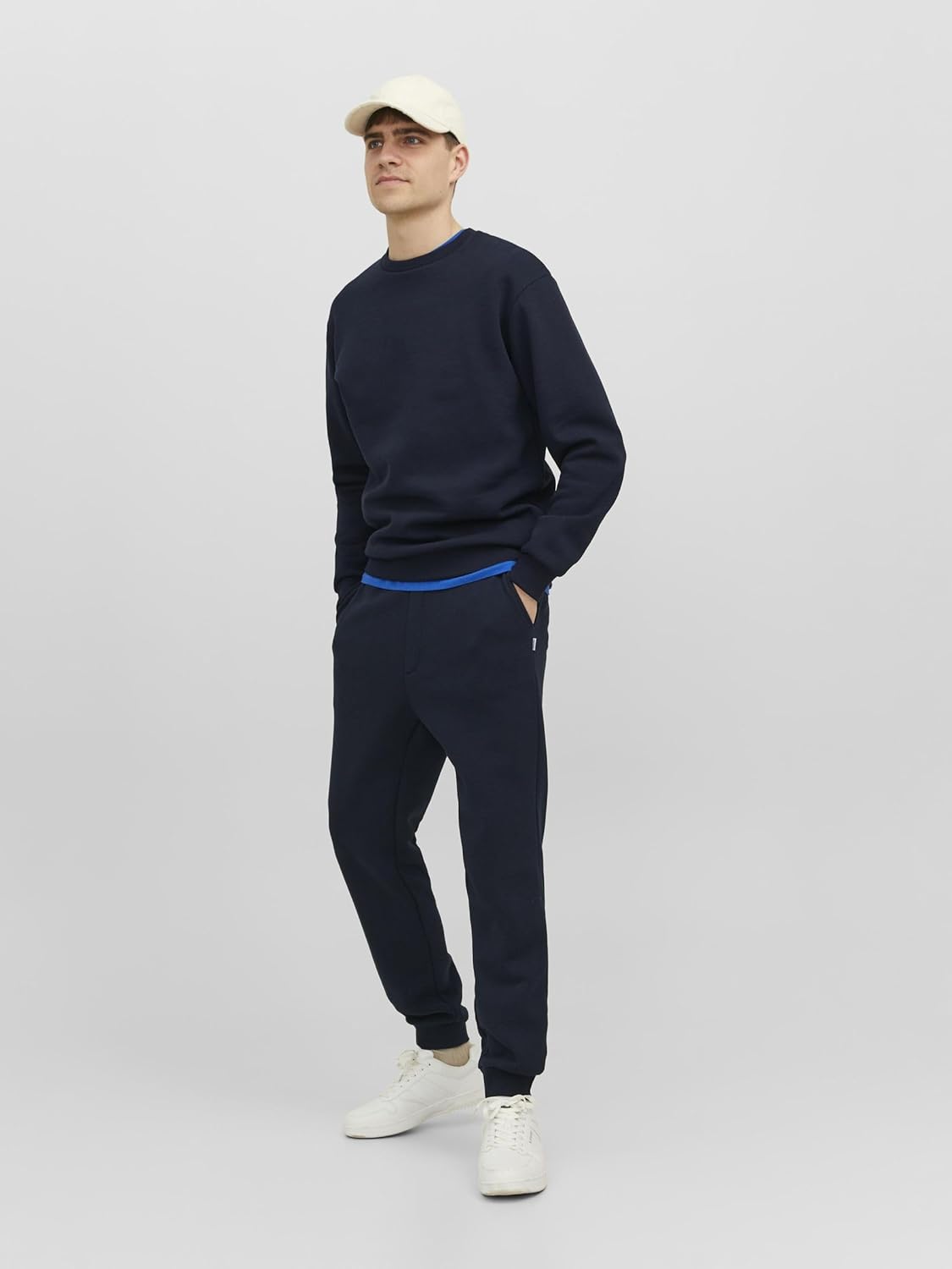 Detalle 2 de JACK & JONES Sweatshirt Relaxed Fit