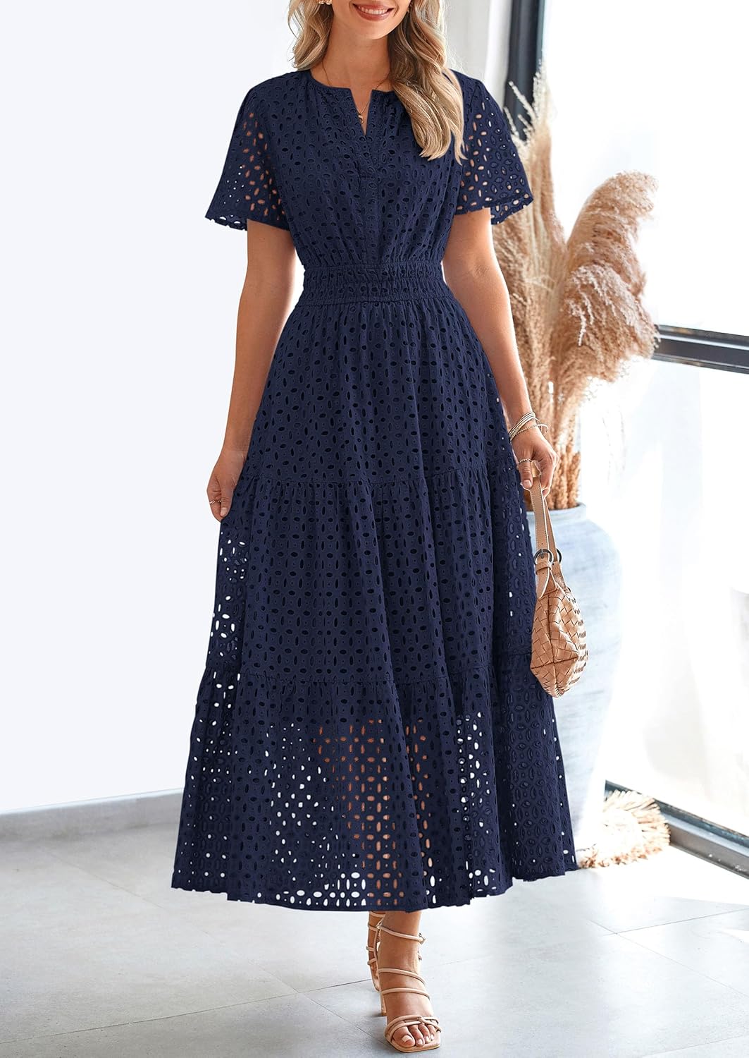 Detalle de PRETTYGARDEN Eyelet Maxi Dress for Summer 2026 — V-Neck, Short Sleeve, Flowing A-Line