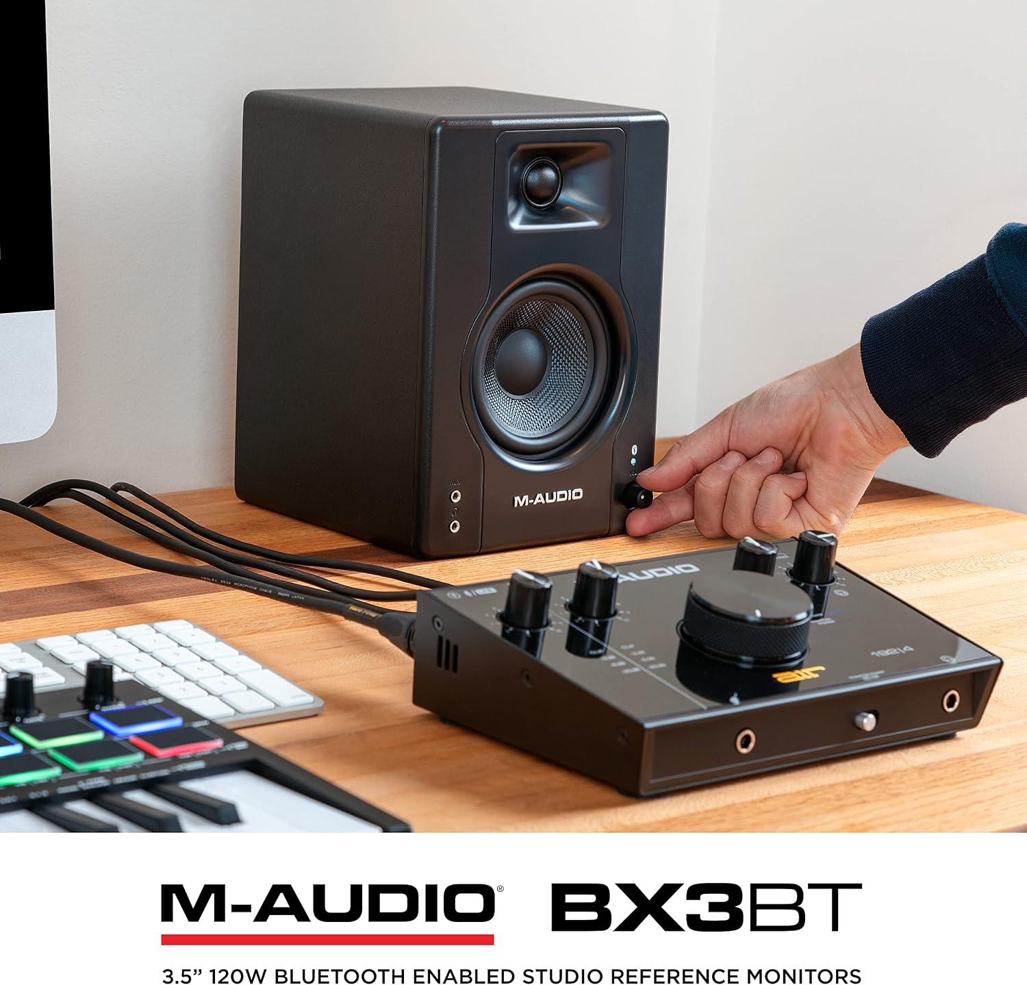 Detalle 2 de M-AUDIO BX3BT 3.5-Inch Bluetooth Studio Monitor Speakers with Kevlar Woofers