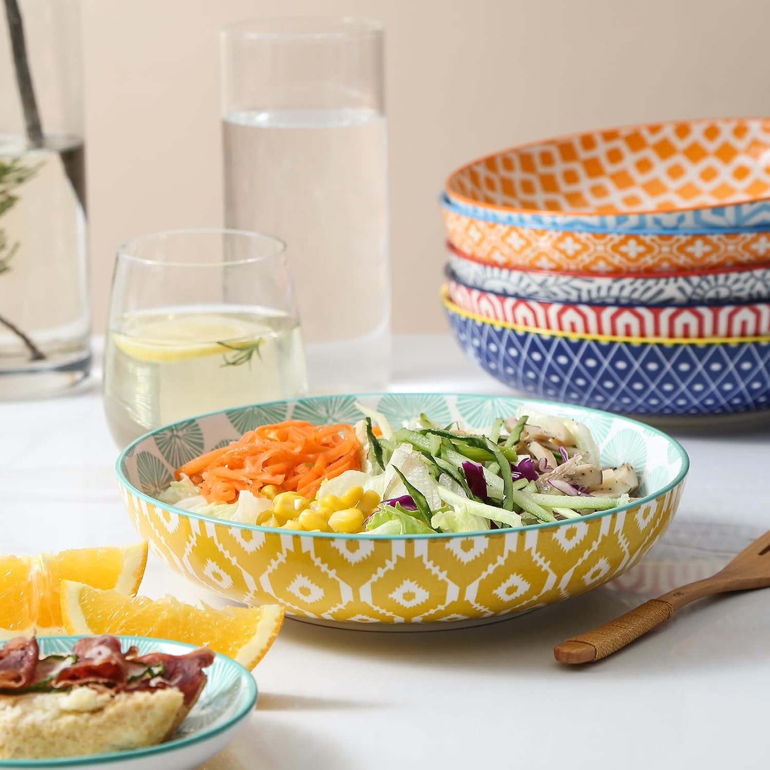 Detalle de Selamica 24-Piece Ceramic Dinnerware Set for 6 (10" Dinner Plates, 8" Salad Plates, 24 oz Bowls, 26 oz Pasta Bowls) in Assorted Colors