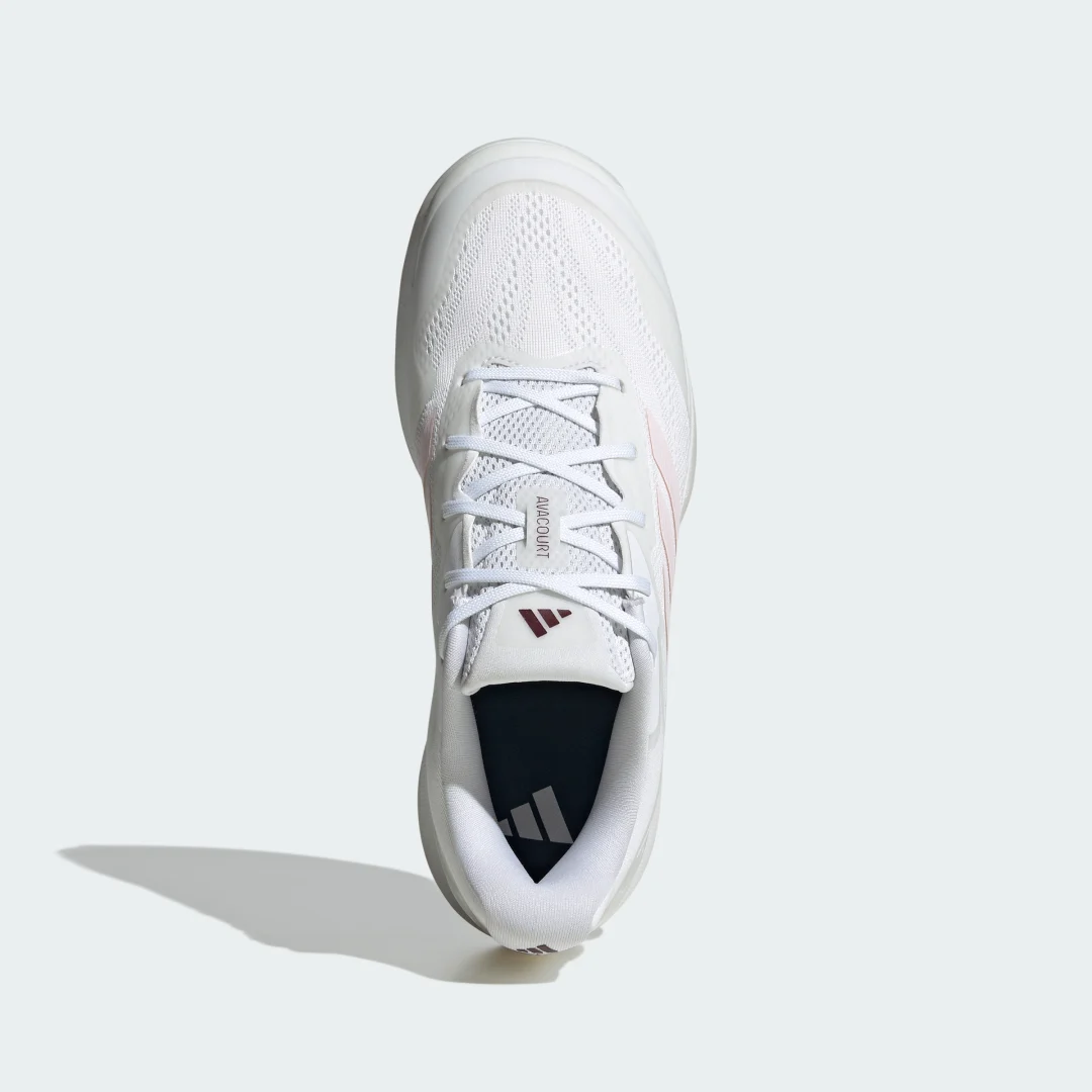 Detalle 2 de Zapatilla de tenis Avacourt 3 de Adidas (blanca)