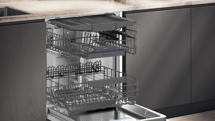 Detalle de Siemens SN53ES22CE – teilintegrierte Spülmaschine mit intensiveZone, varioSpeed Plus und Home Connect
