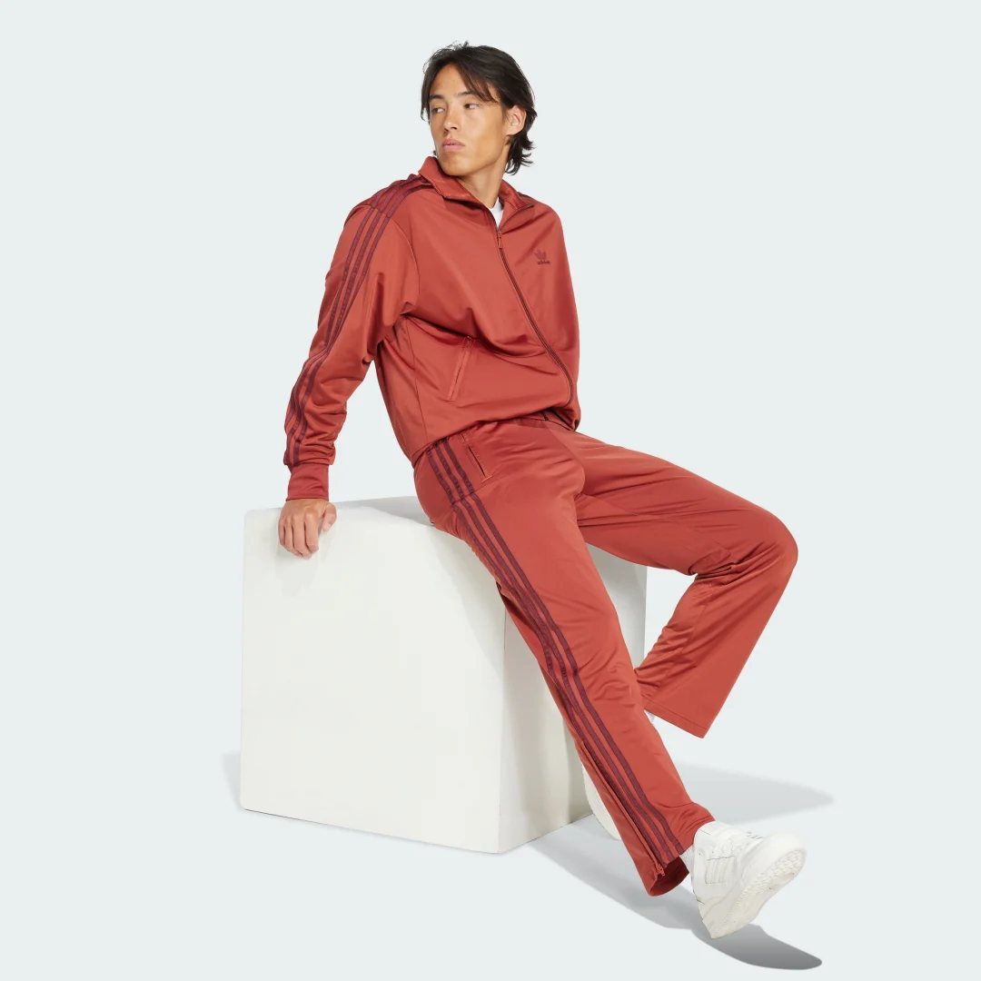 Detalle de Chaqueta Firebird Adicolor Classics de Adidas — Rojo