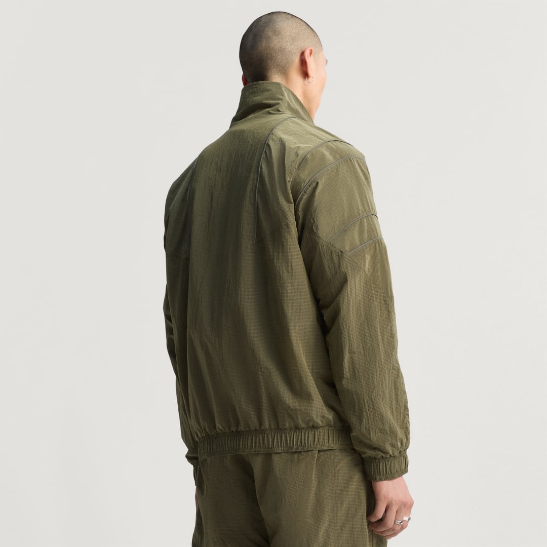 Detalle de Chaqueta deportiva adidas Equipment – Verde
