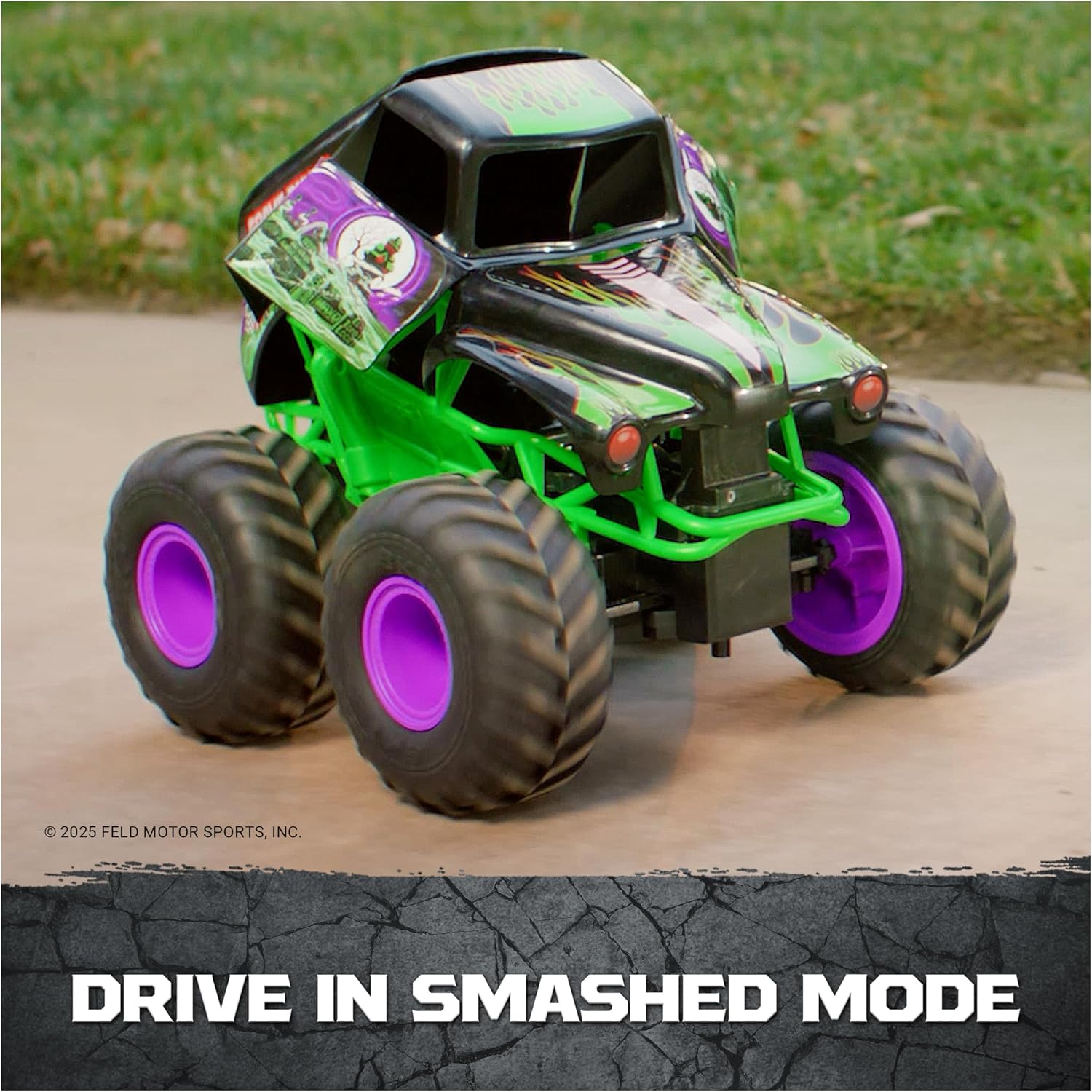 Thumbnail 5 de Monster Jam Grave Digger 1:15 RC Truck
