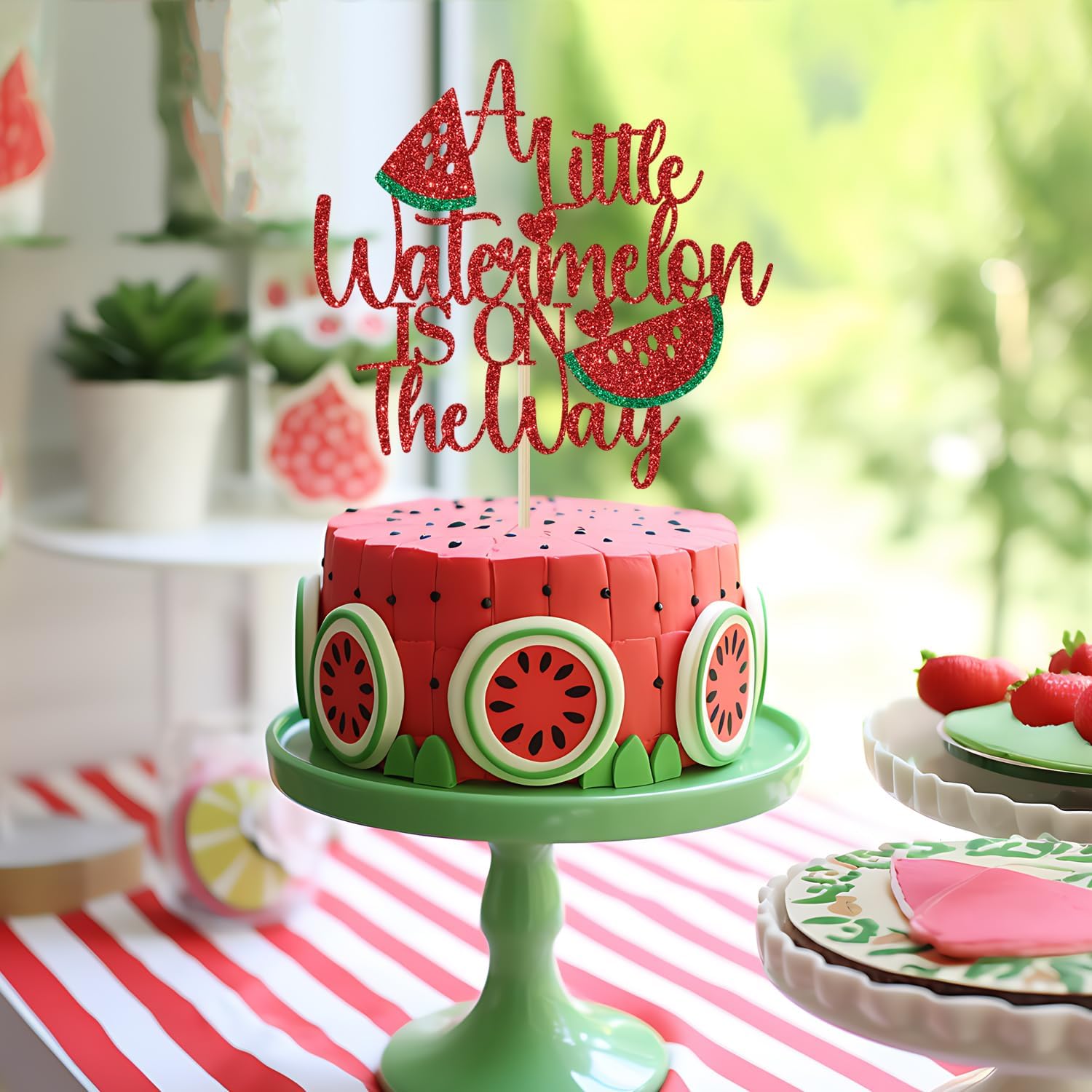 Detalle 2 de Calarjeta A Little Watermelon Is on the Way Cake Topper, Red Glitter Paper, 5.9 x 4.2 Inches