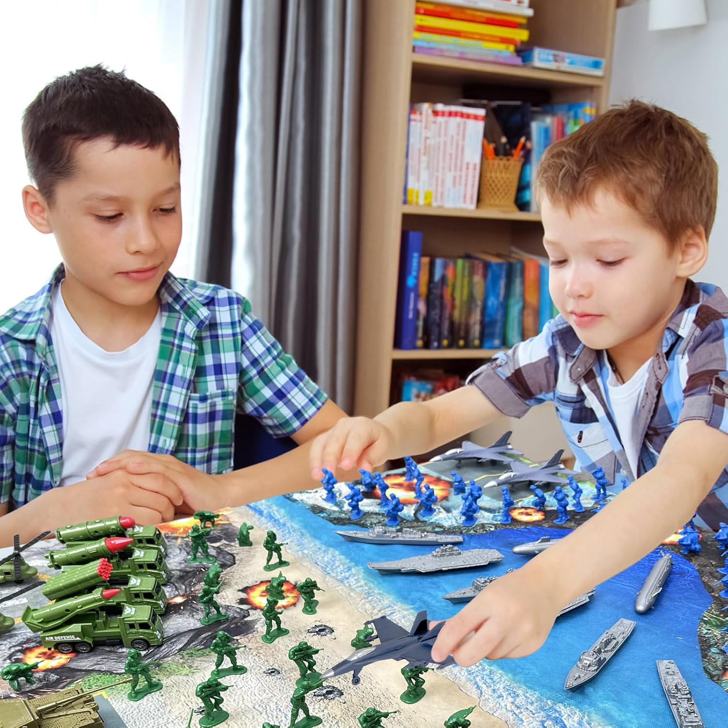 Detalle 2 de TALGIC Army Men Playset (Large Set) with 80 Action Figures, Battle Mat, Tanks & Vehicles