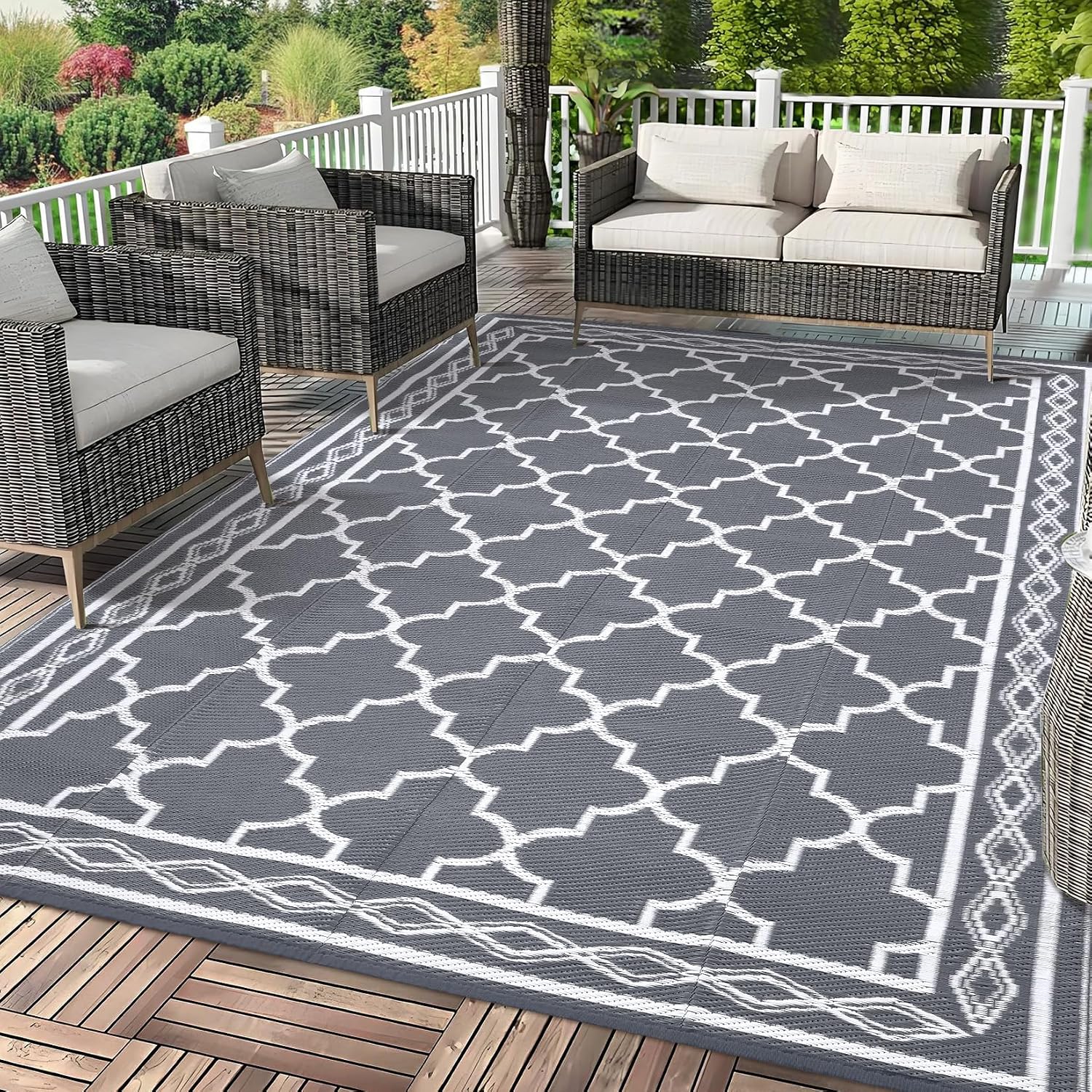 Detalle de Waterproof Outdoor Plastic Straw Rug 150 x 240 cm – Modern Geometric Reversible Patio Rug