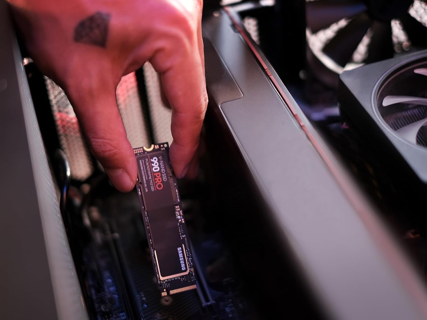 Thumbnail 4 de Samsung 990 PRO 2TB NVMe SSD: Gen4 Power for Gaming and Heavy Workloads