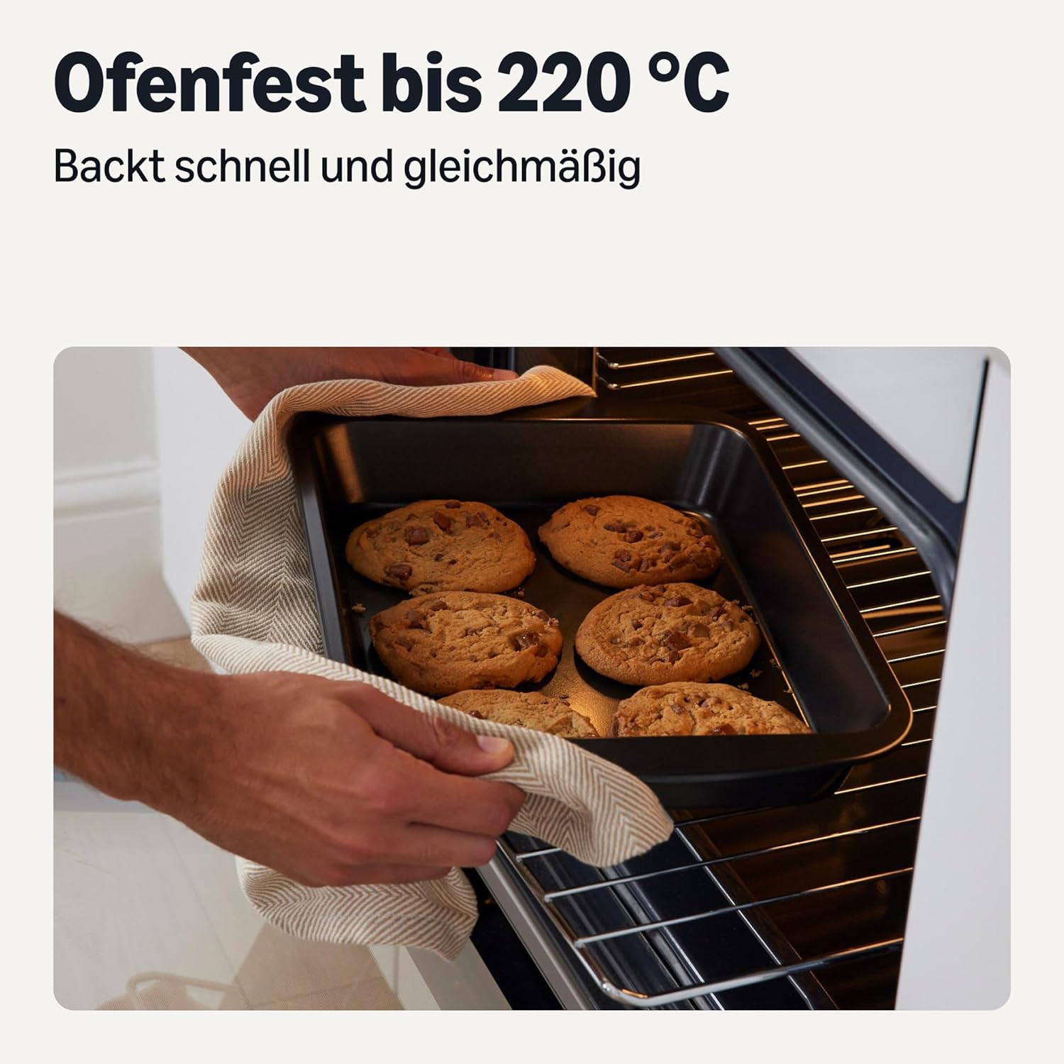Detalle 2 de Amazon Basics Rechteckige Antihaft-Backform 33 cm x 22,9 cm – Ofenfest, spülmaschinenfest