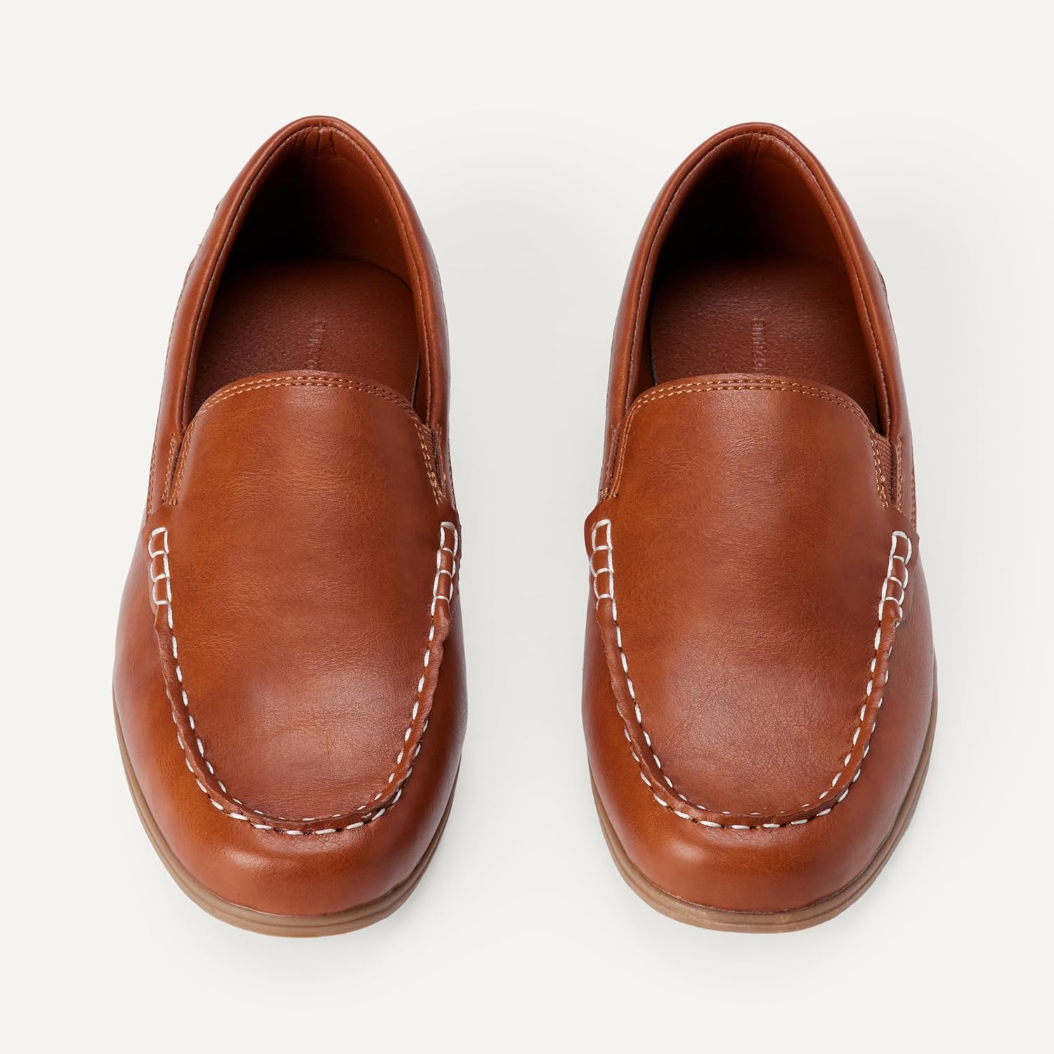 Thumbnail 3 de Amazon Essentials Boys' Moc-Toe Slip-On Loafers