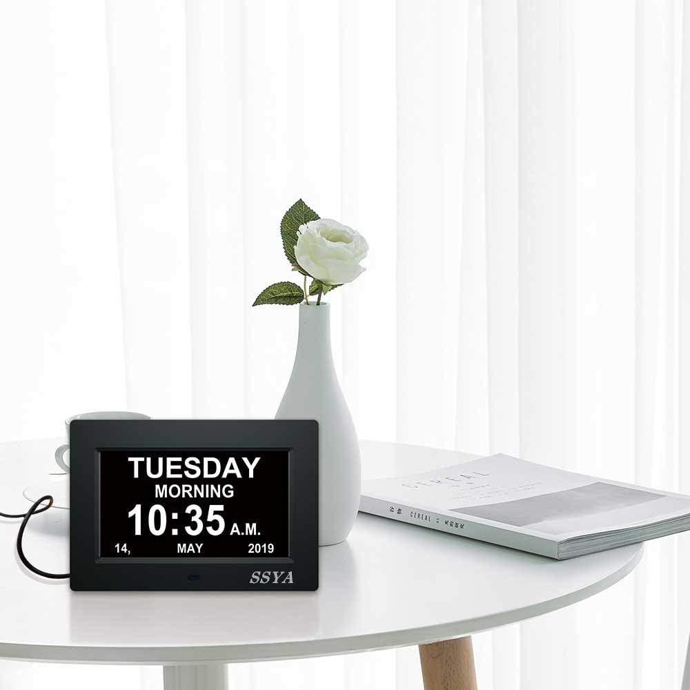Detalle 1 de SSYA Z071 7-Inch Day Clock with 12 Alarms and Auto-Dimming Display