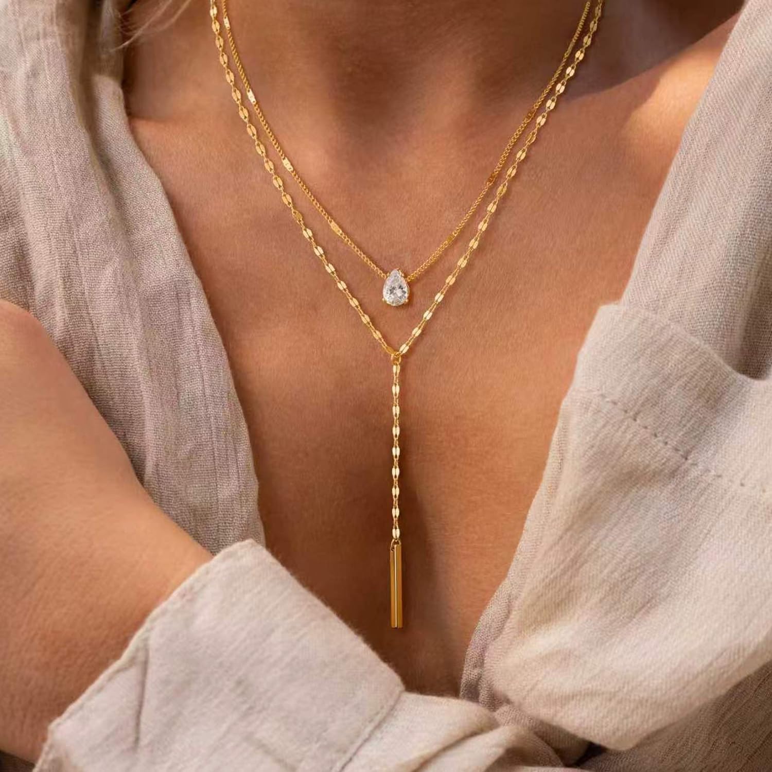 Detalle 2 de Patwes Lariat Necklace 14K Gold Plated