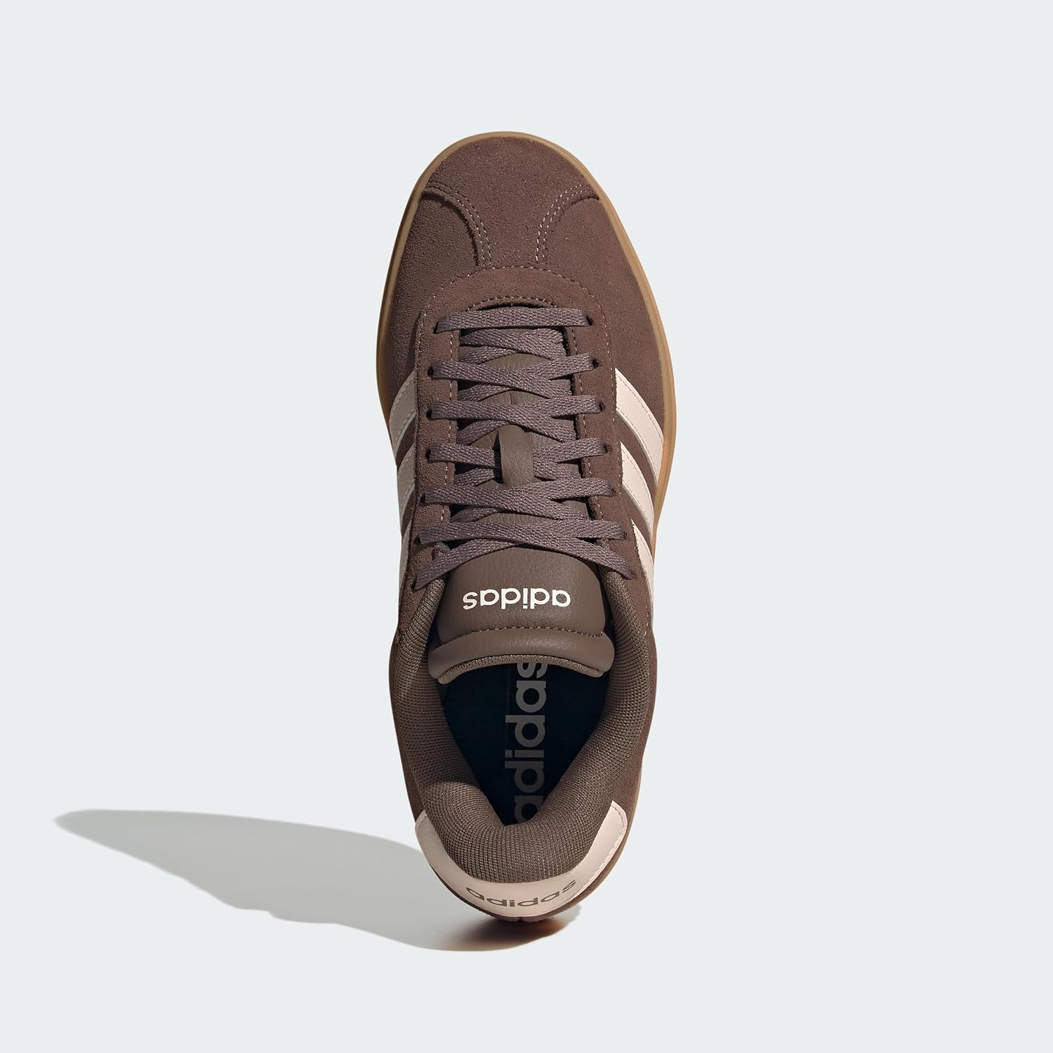 Detalle de adidas Donna VL Court Bold Shoes: stile e comfort quotidiano in una court classica