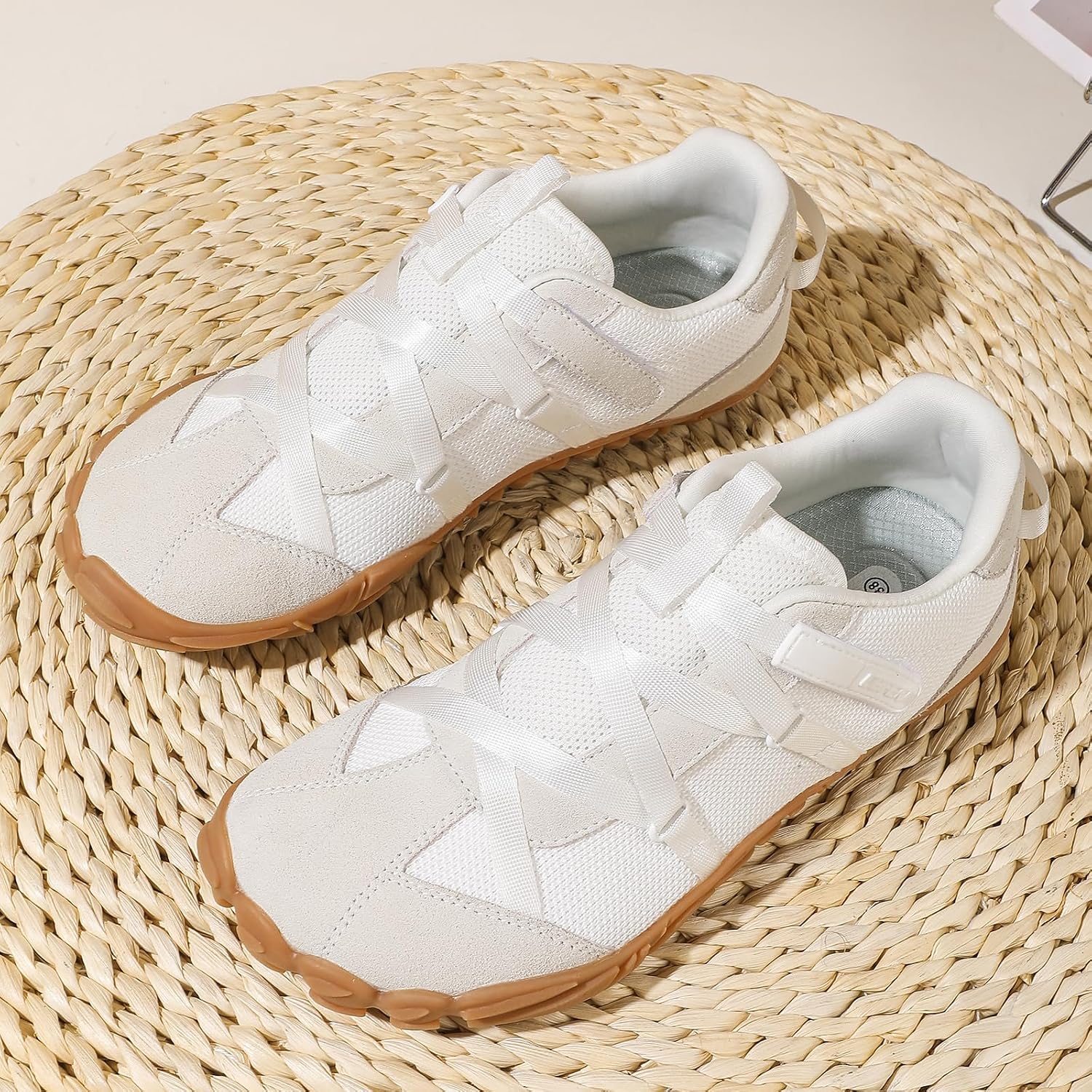 Detalle 2 de UBFEN Barefoot Sneakers