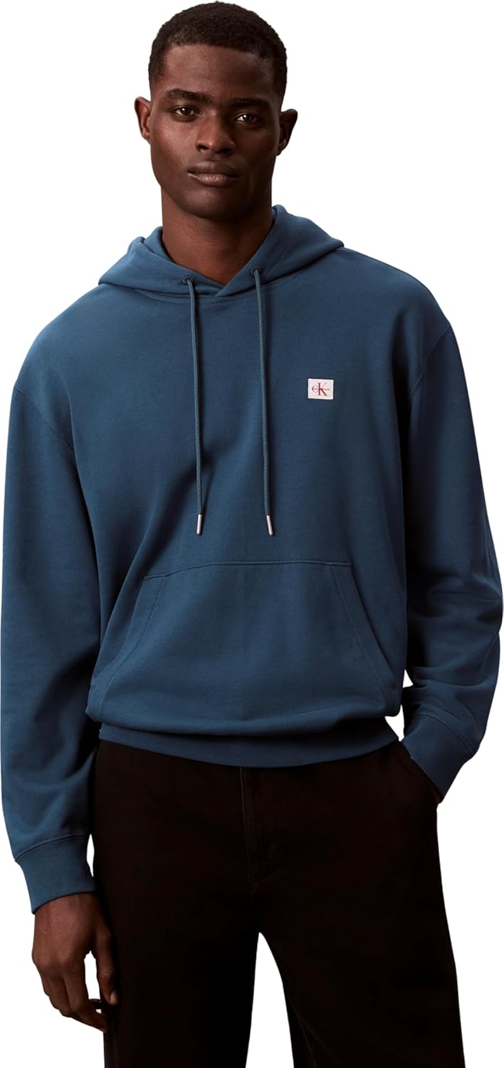 Detalle de Calvin Klein Men’s Terry Badge Hoodie