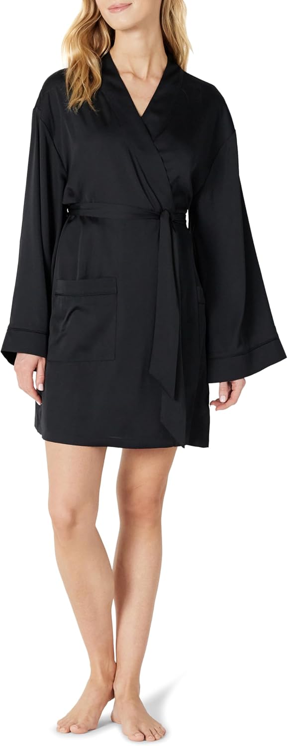 Detalle de Amazon Essentials Relaxed-Fit Satin Sleep Robe