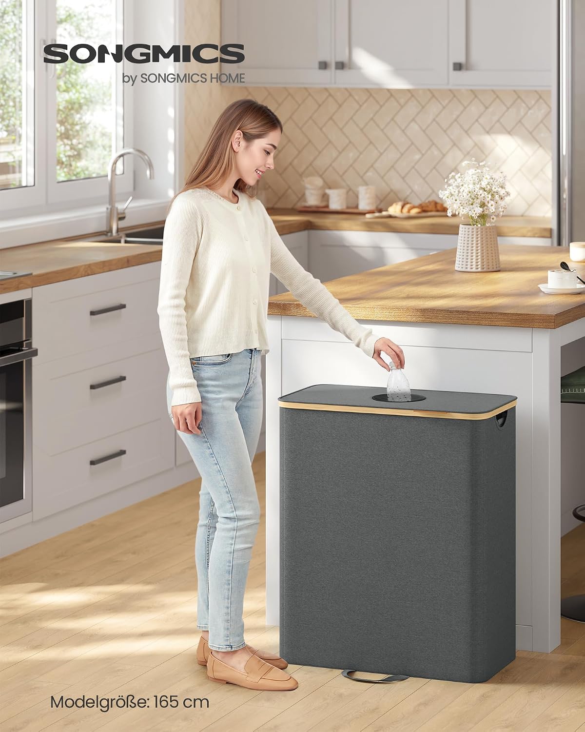 Detalle de SONGMICS Pfandflaschen-Sammelbehälter, 135 L – robust, platzsparend und praktisch