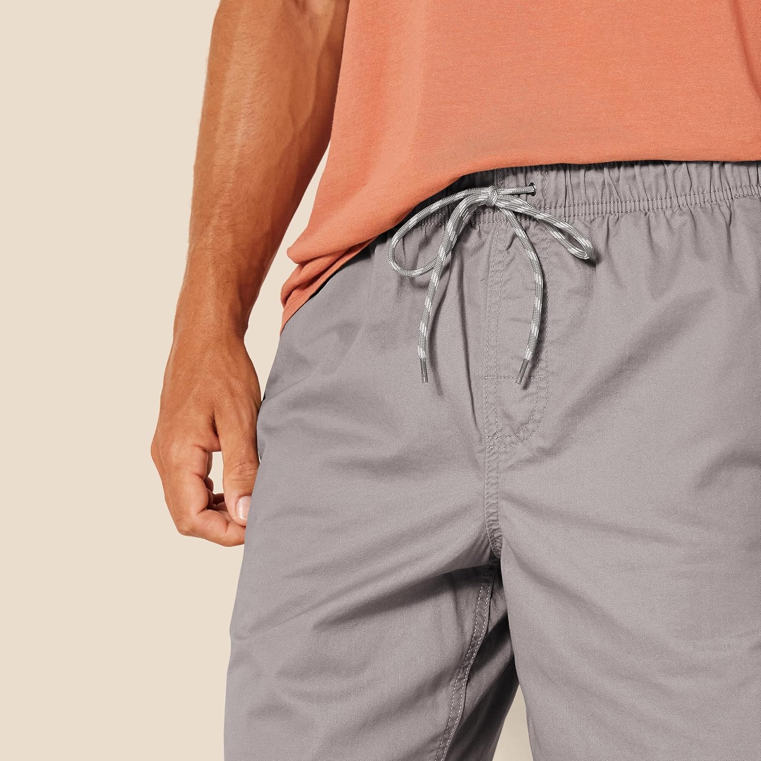 Thumbnail 3 de Amazon Essentials Men's Relaxed Fit 8" (20cm) Cotton Elasticated Waist Pull On Drawstring Walk Shorts