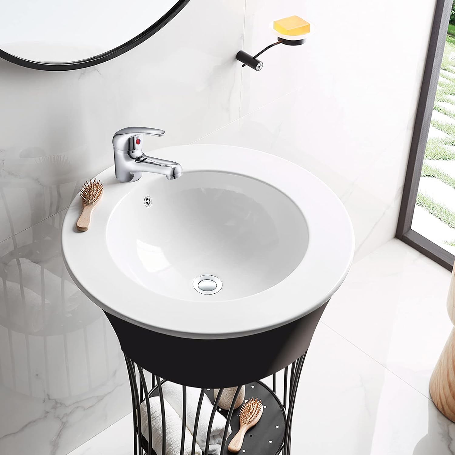 Detalle de WasserRhythm mono basin mixer 100mm