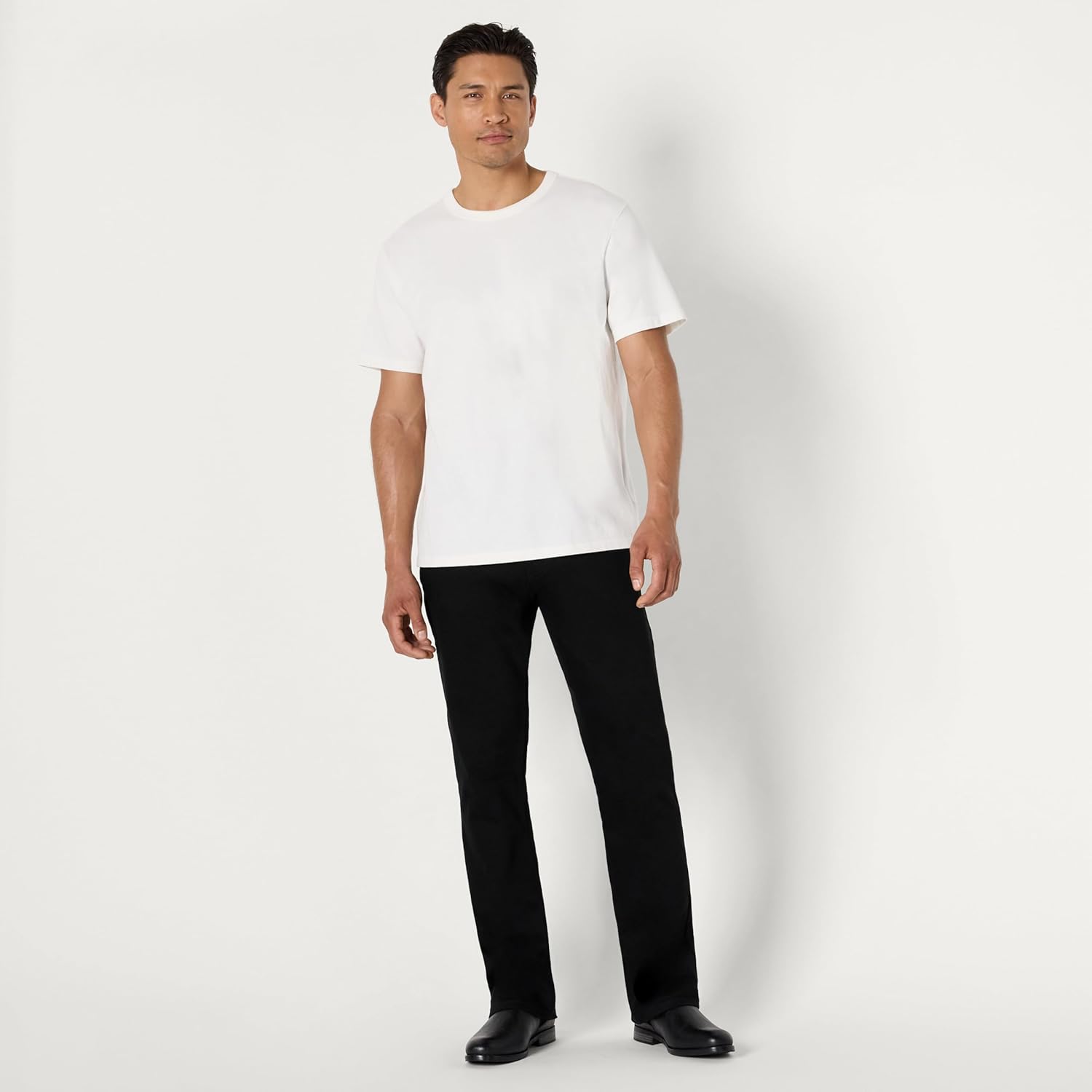 Thumbnail 2 de Amazon Essentials Men's Low-Stretch Straight-Fit Bootcut Jeans