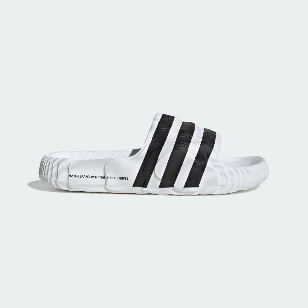 Detalle de Adidas Adilette 22 chancla en blanco
