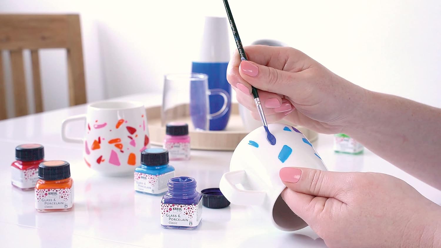 Thumbnail 2 de KREUL 16604 Glass & Porcelain Classic Set Color Living – 6x20 ml + pinceau