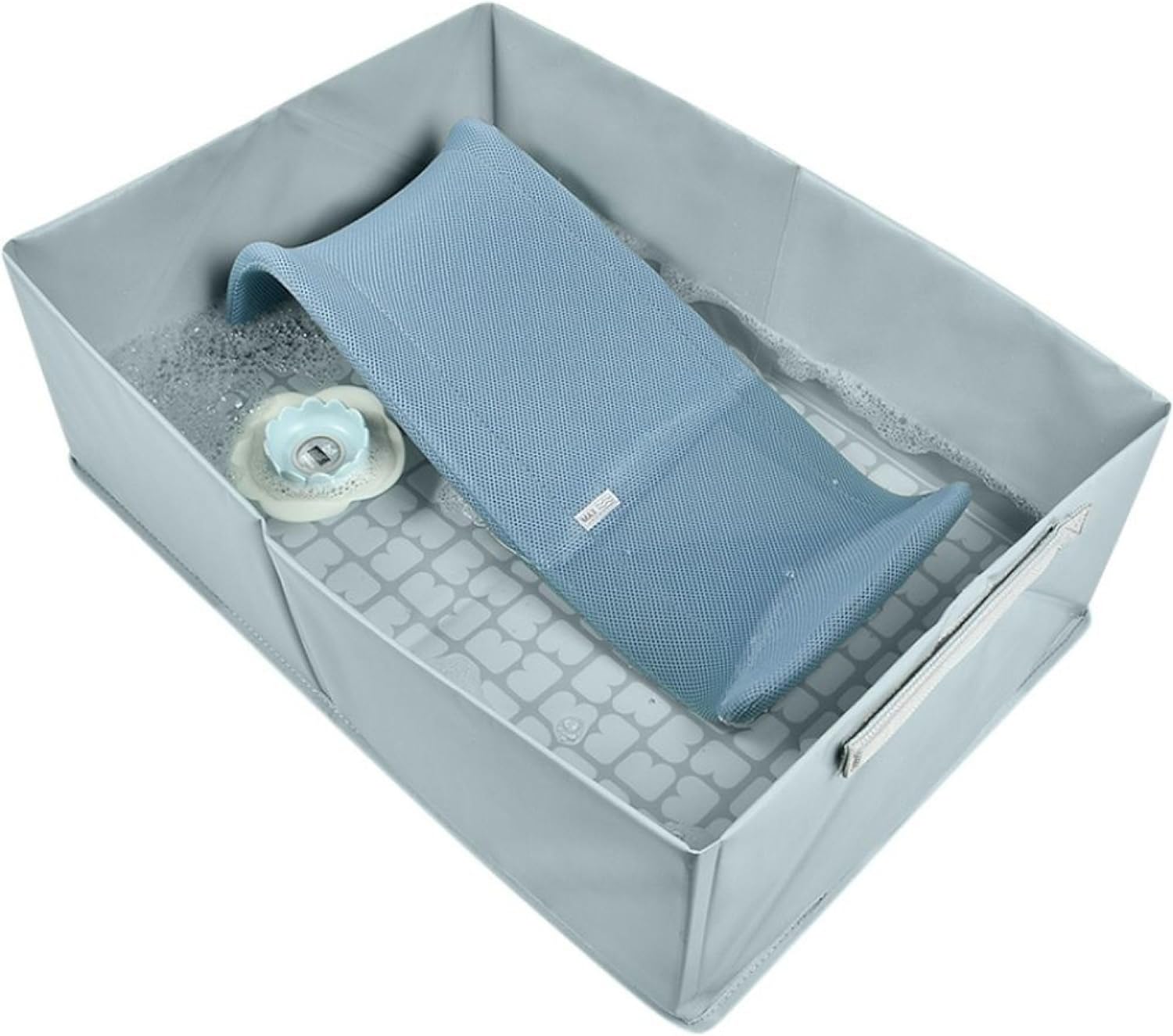 Detalle de BÉABA Vasca da bagno pieghevole Camélé'o blu: compatta, pratica e versatile