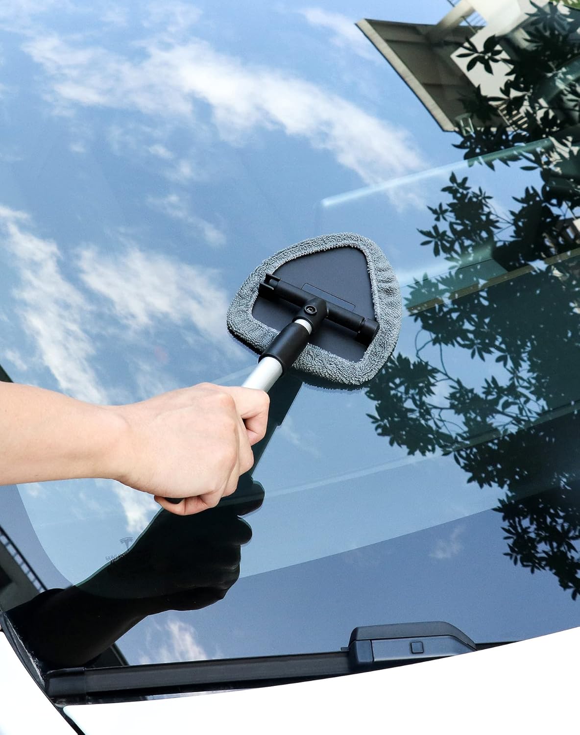Detalle de QWORK Car Windscreen Cleaner: Extendable, 180° Rotatable Window Cleaning Tool with 3 Washable Pads