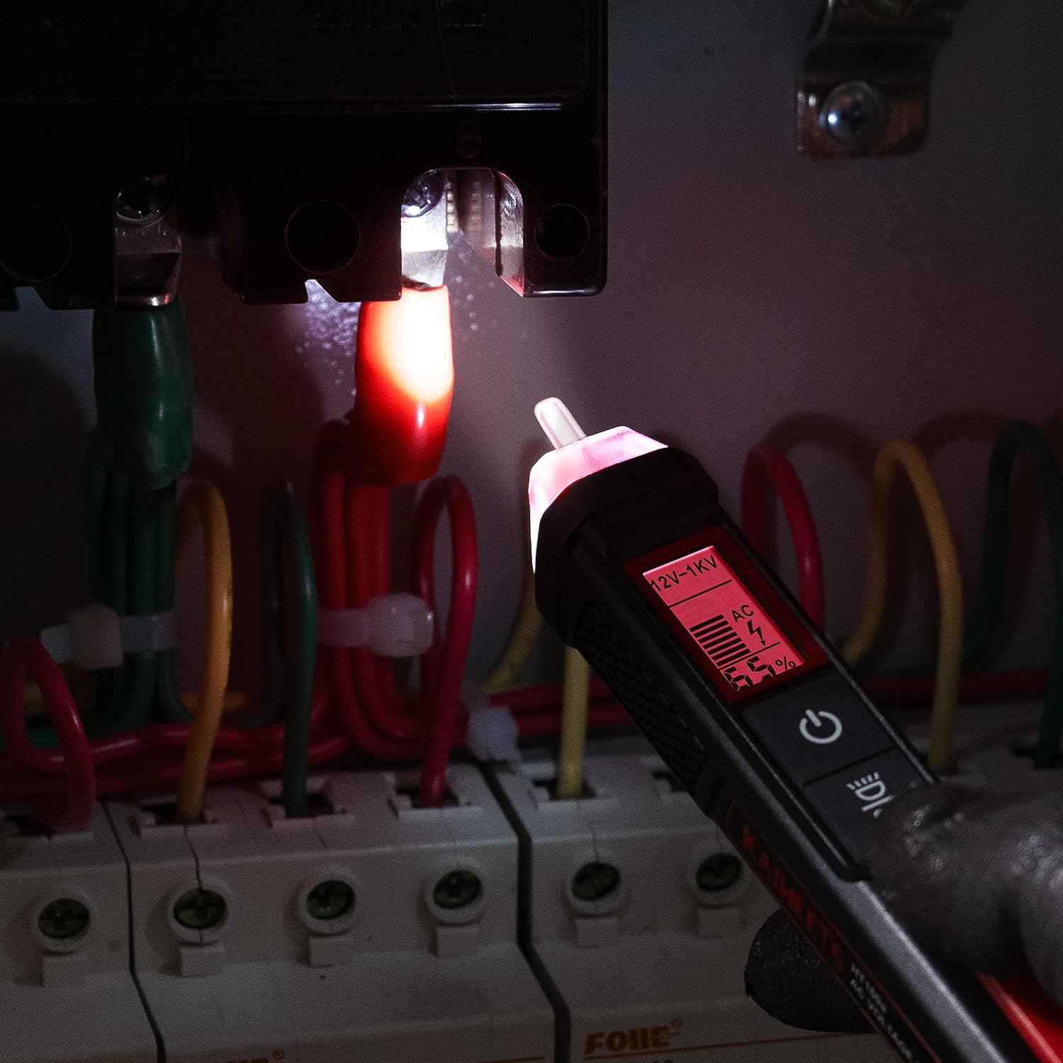 Detalle de KAIWEETS HT100S Voltage Tester: Dual-Range 12–1000V NCV Non-Contact Tester