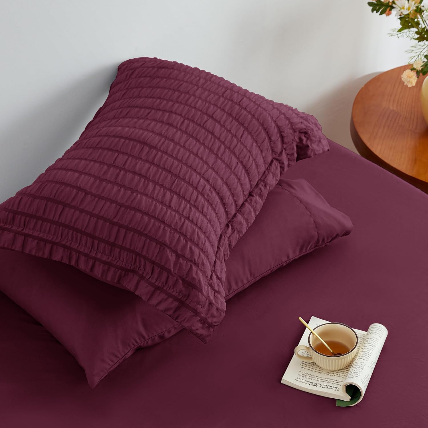 Thumbnail 5 de Love's cabin Seersucker Burgundy King Size Comforter Set — 7-Piece All Season Bed in a Bag