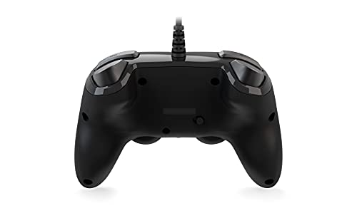 Detalle de Nacon XBOX Pro Compact, mando con cable negro y controles personalizables