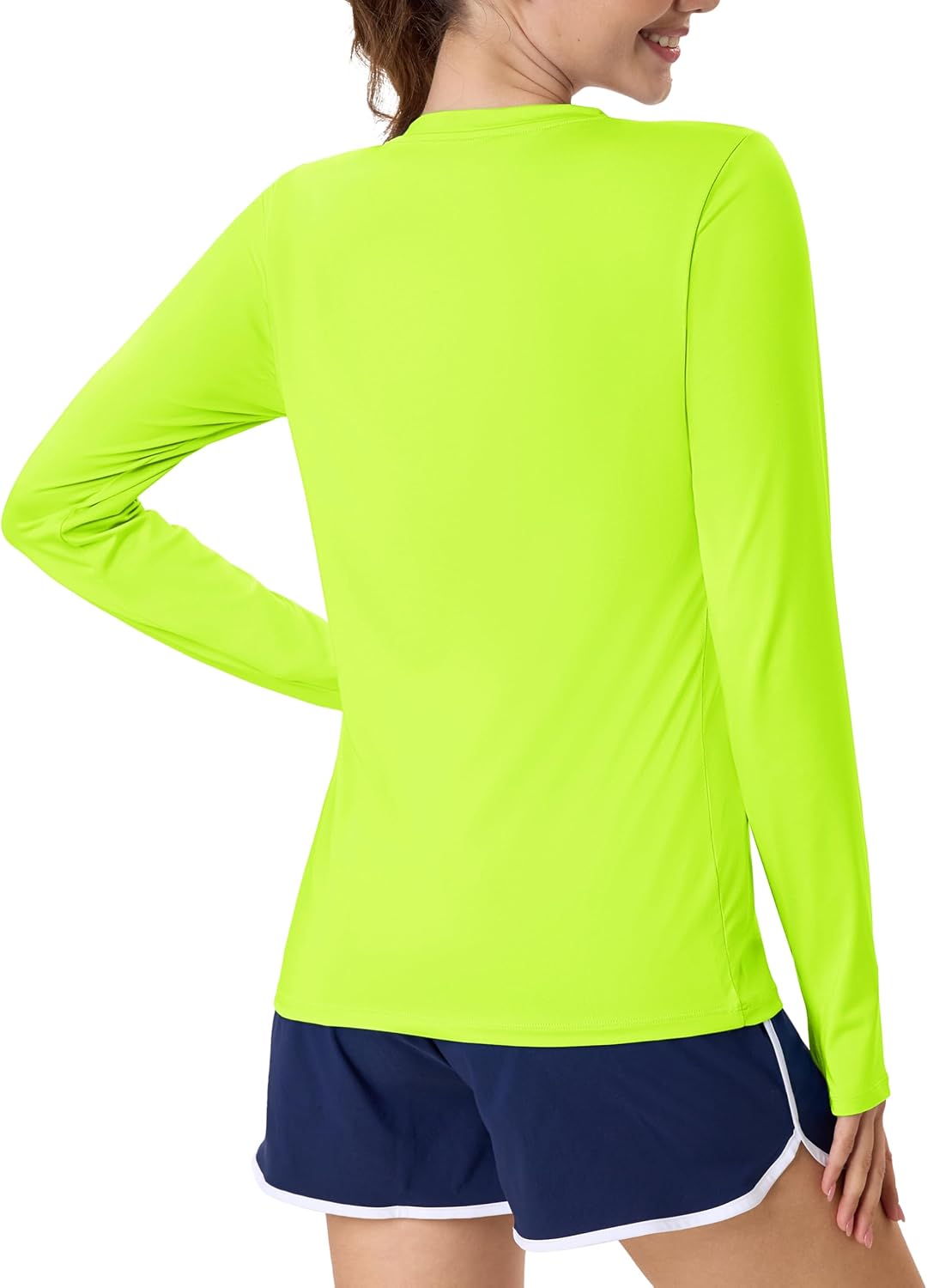 Detalle 2 de MAGCOMSEN Women's Long-Sleeve Rash Guard UPF 80+