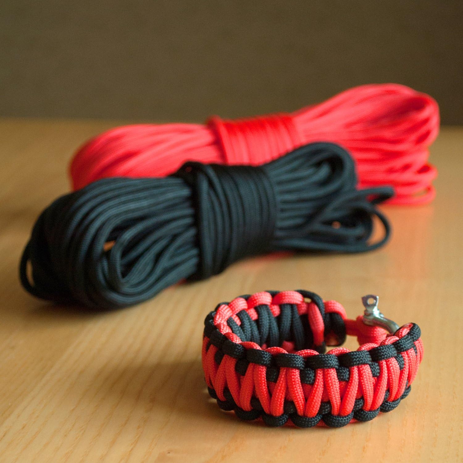 Thumbnail 5 de DonDon Corda Paracord in Nylon Lunga 30 Metri (4 mm, 7 Fili) – Turquoise-Verde-Lilla
